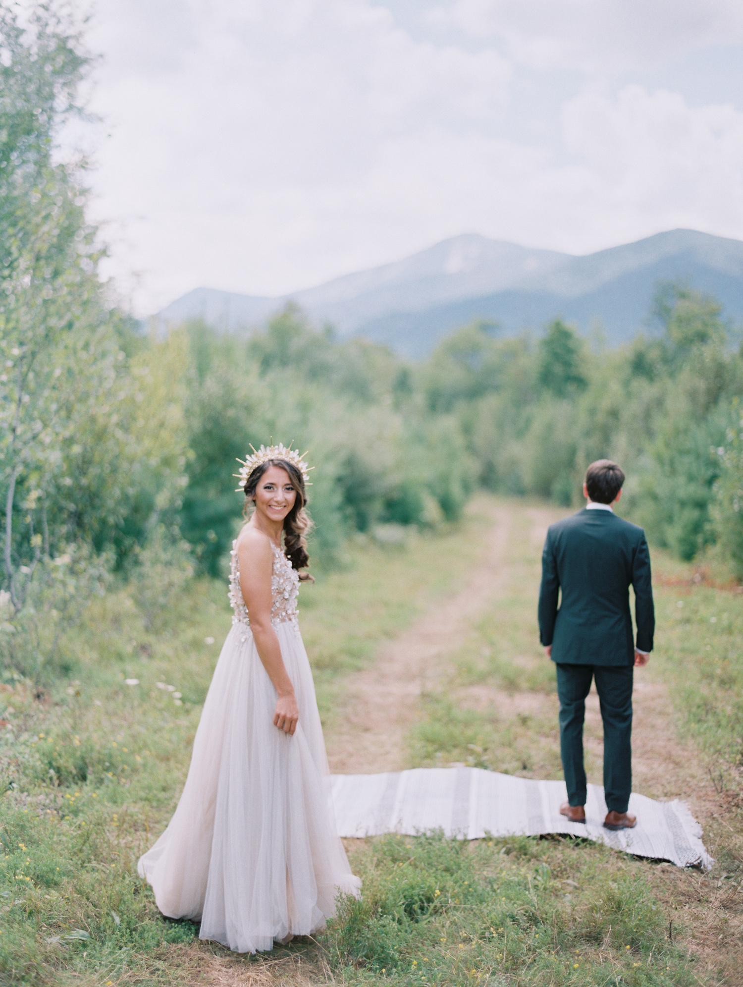 Adirondack Mountain Wedding | Luxury Bridal fashion and laid back elegance make this mountain wedding one to remember. Photographed by Mary Dougherty